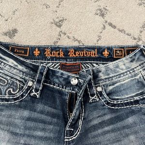 Rock Revival. Size 26.